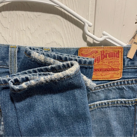 Lucky Brand Made in USA Distressed Jeans - Picture 11 of 12